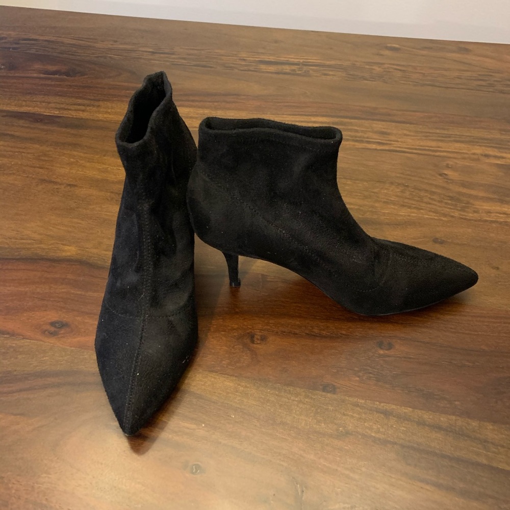 Suede pull on booties by 9 west size 8 1/2